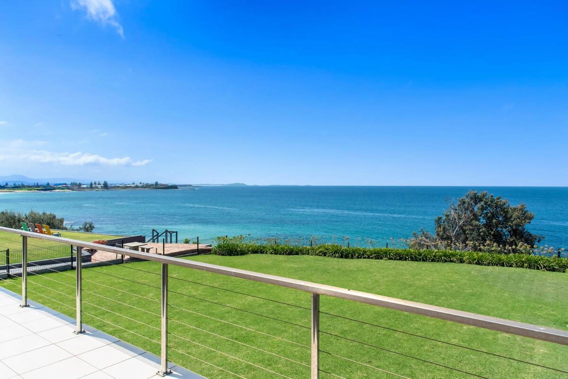 Spectacular Ocean Front Home With Pool Shellharbour Eksteriør bilde